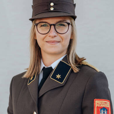 Marlene Brauner, V