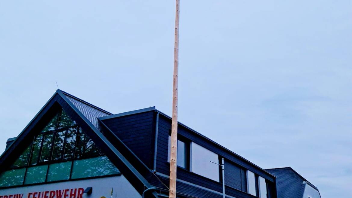 Maibaumaufstellen 2023