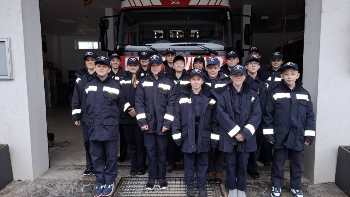 Wissenstest der Feuerwehrjugend Bezirk Krems in Weißenkirchen