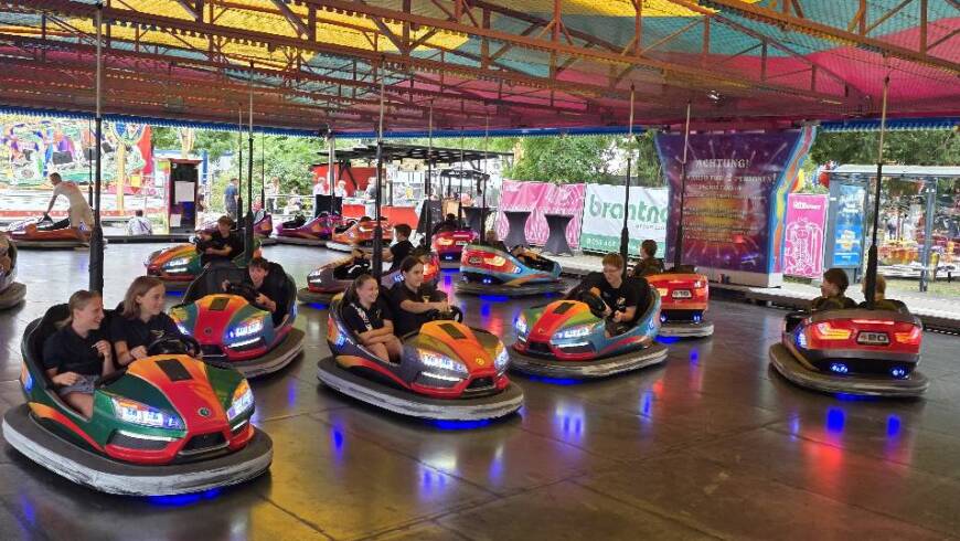 FJ-Ausflug zum Wachauer Volksfest