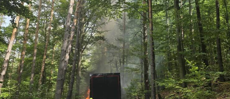 B2 Fahrzeugbrand groß